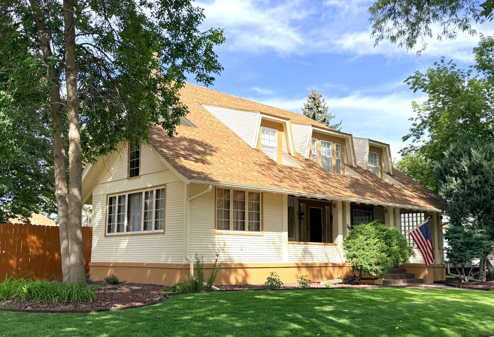 Photo 2 of 60 of home listing at 706 Cheyenne Ave, Alliance, NE 69301
