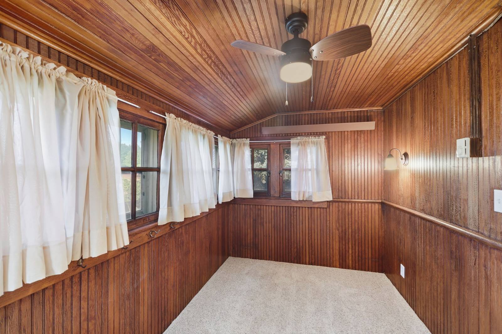 Photo 30 of 60 of home listing at 706 Cheyenne Ave, Alliance, NE 69301