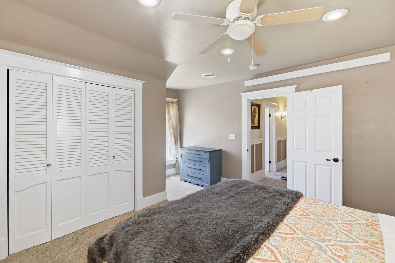 Photo 36 of 60 of home listing at 706 Cheyenne Ave, Alliance, NE 69301