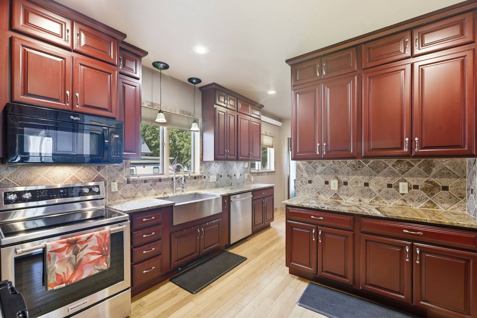 Photo 25 of 60 of home listing at 706 Cheyenne Ave, Alliance, NE 69301