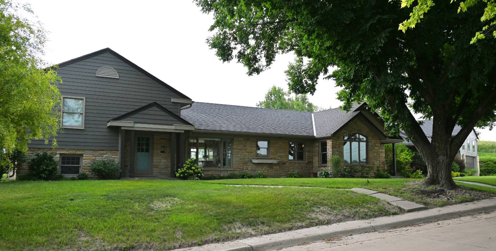Photo 2 of 60 of home listing at 930 South 14th Street, Ord, NE 68862