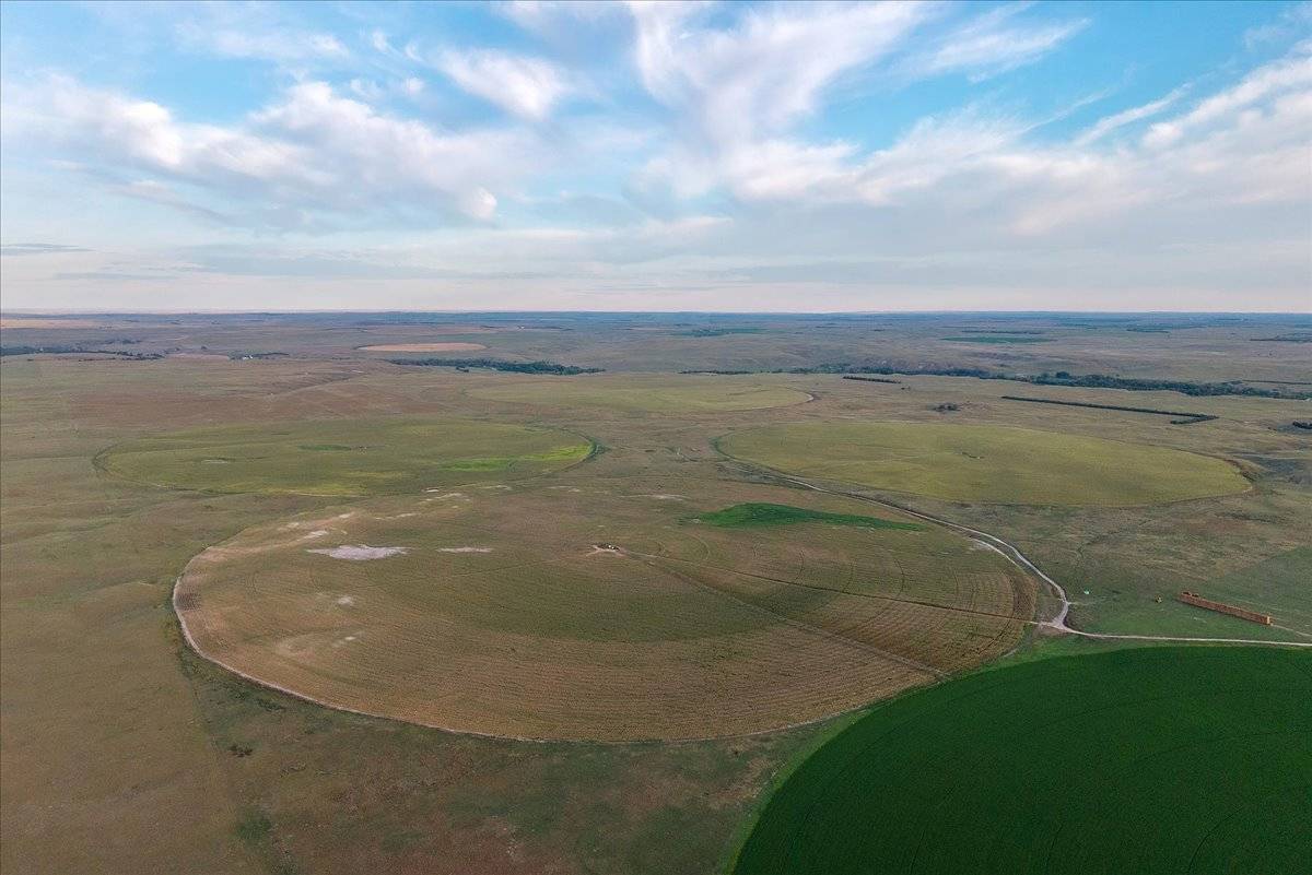 Photo 10 of 28 of land listing at TBD 131 Trail, Gordon, NE 69343