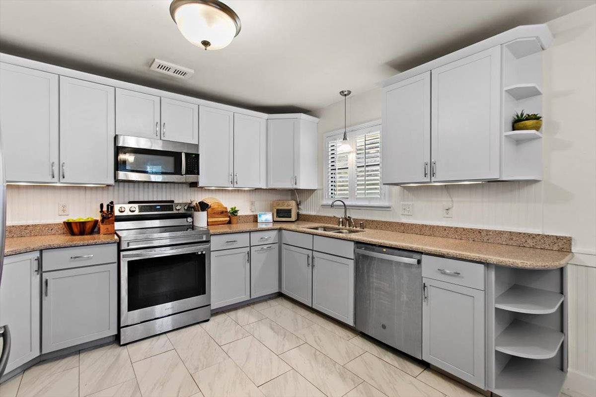 10455 Osprey Nest W Dr, Jacksonville, FL 32257
