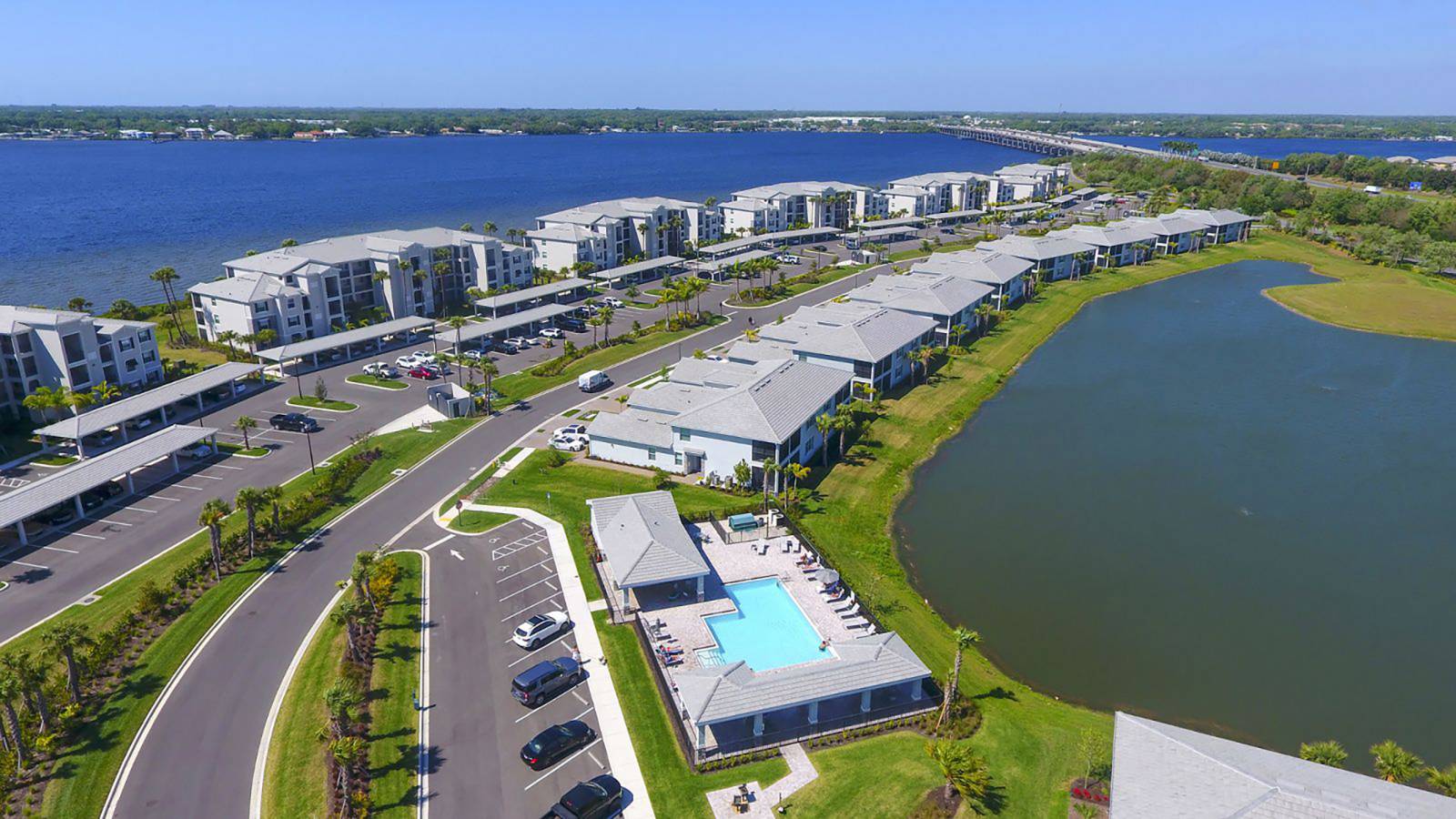 1041 RIVERSCAPE STREET, Bradenton, FL 34208