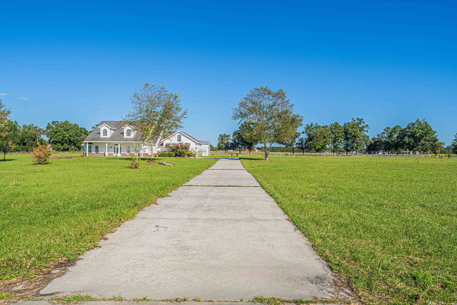 879 NW Milo Ter, Lake City, FL 32055