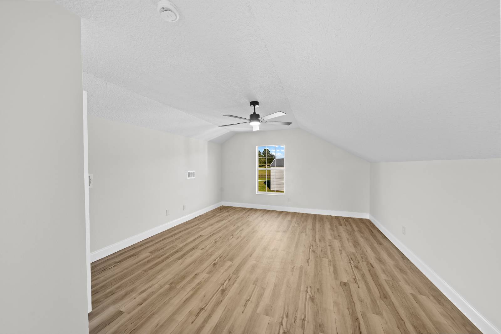 879 NW Milo Ter, Lake City, FL 32055