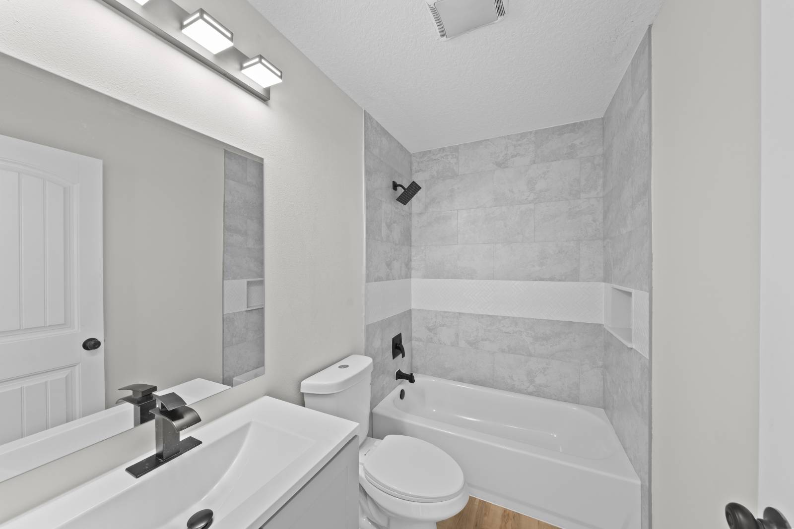 879 NW Milo Ter, Lake City, FL 32055