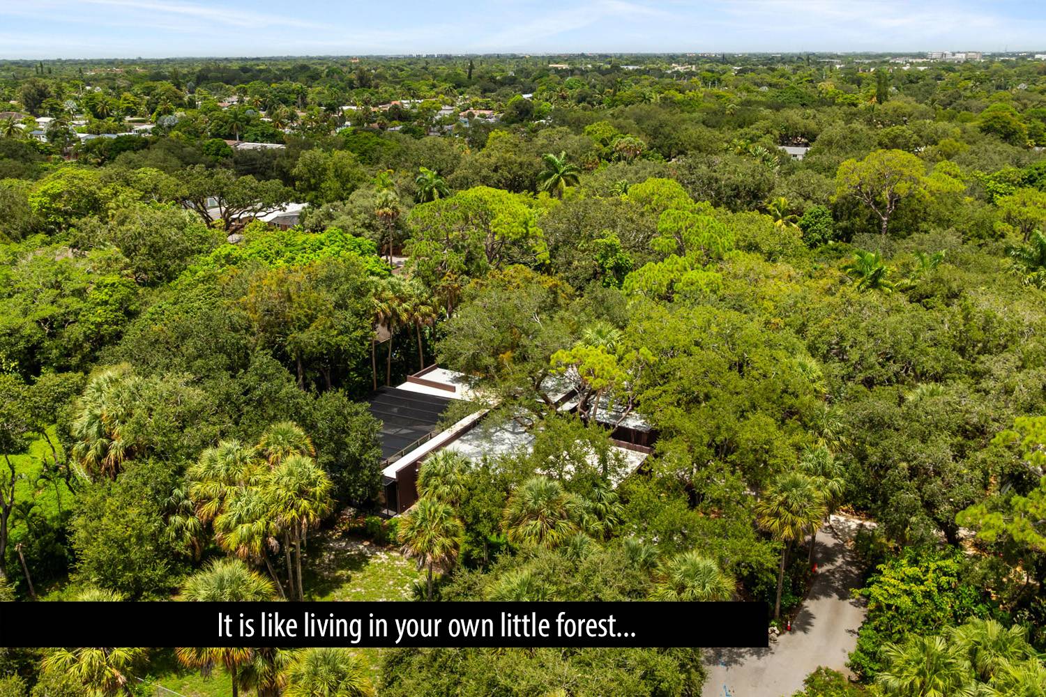2111 Tanbark Ln, Fort Lauderdale, FL 33312