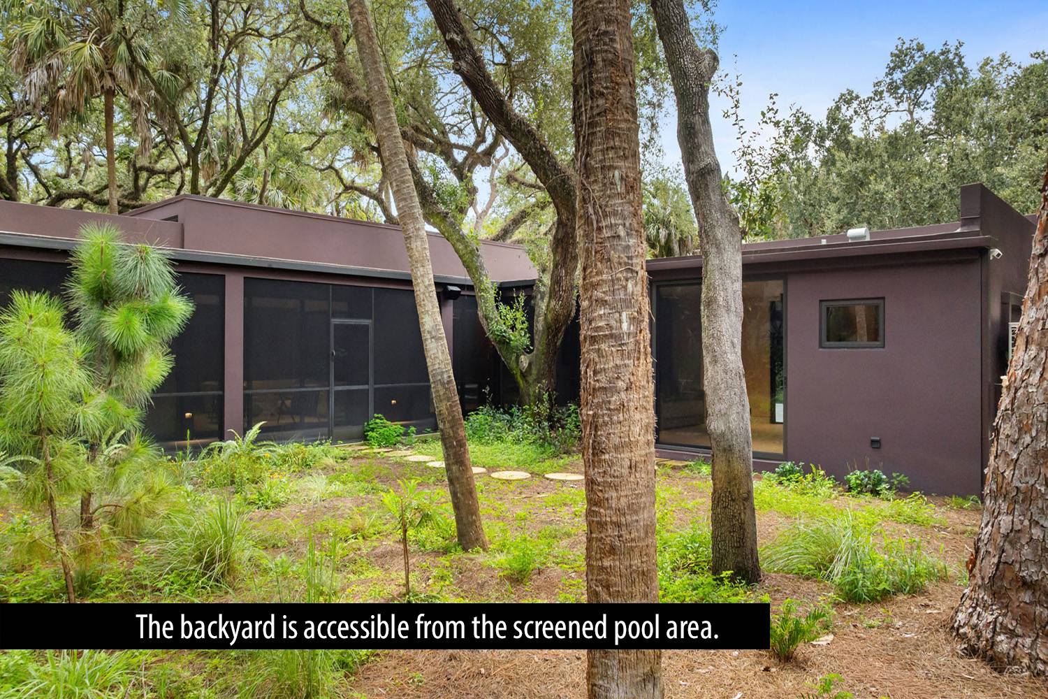 2111 Tanbark Ln, Fort Lauderdale, FL 33312