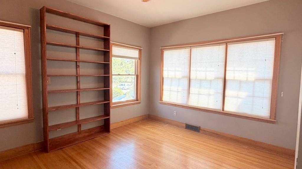 Photo 10 of 20 of home listing at 215 Lake Street, Chadron, NE 69337