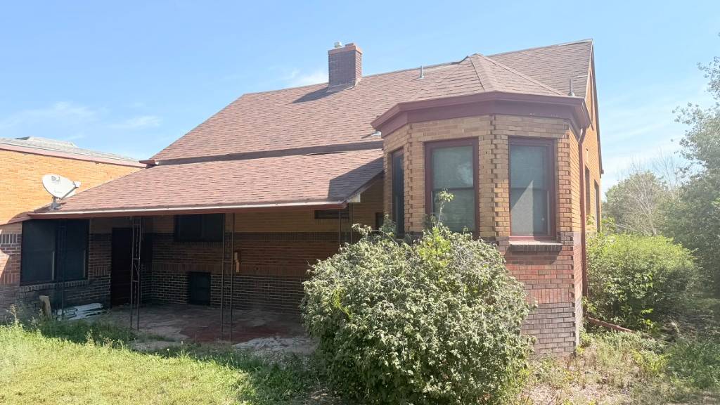 Photo 20 of 20 of home listing at 215 Lake Street, Chadron, NE 69337
