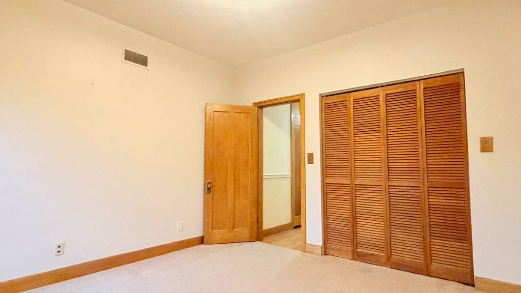 Photo 8 of 20 of home listing at 215 Lake Street, Chadron, NE 69337