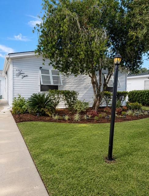 Featured manufactured home