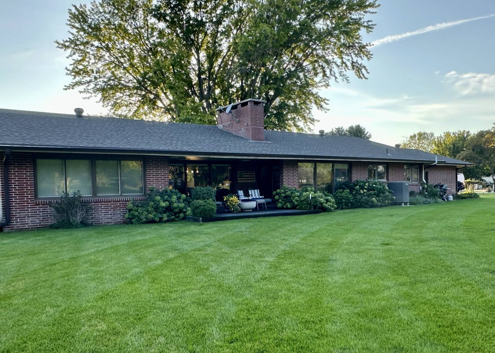 Photo 1 of 23 of home listing at 2020 Spalding Dr, Holdrege, NE 68949