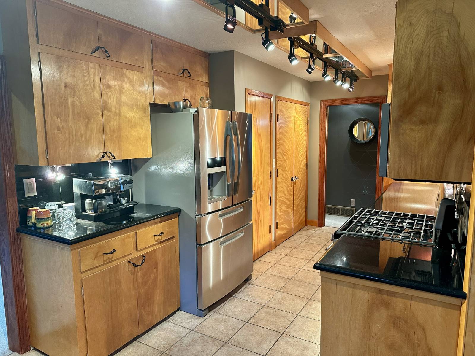 Photo 12 of 23 of home listing at 2020 Spalding Dr, Holdrege, NE 68949