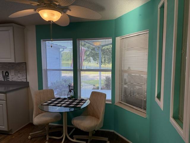 Waterfront living with an incredible all-weathered lanai. thumbnail 12