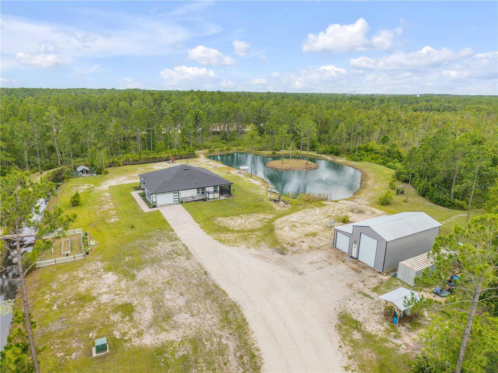 300 Omega Ranch Rd, New Smyrna Beach, FL 32168