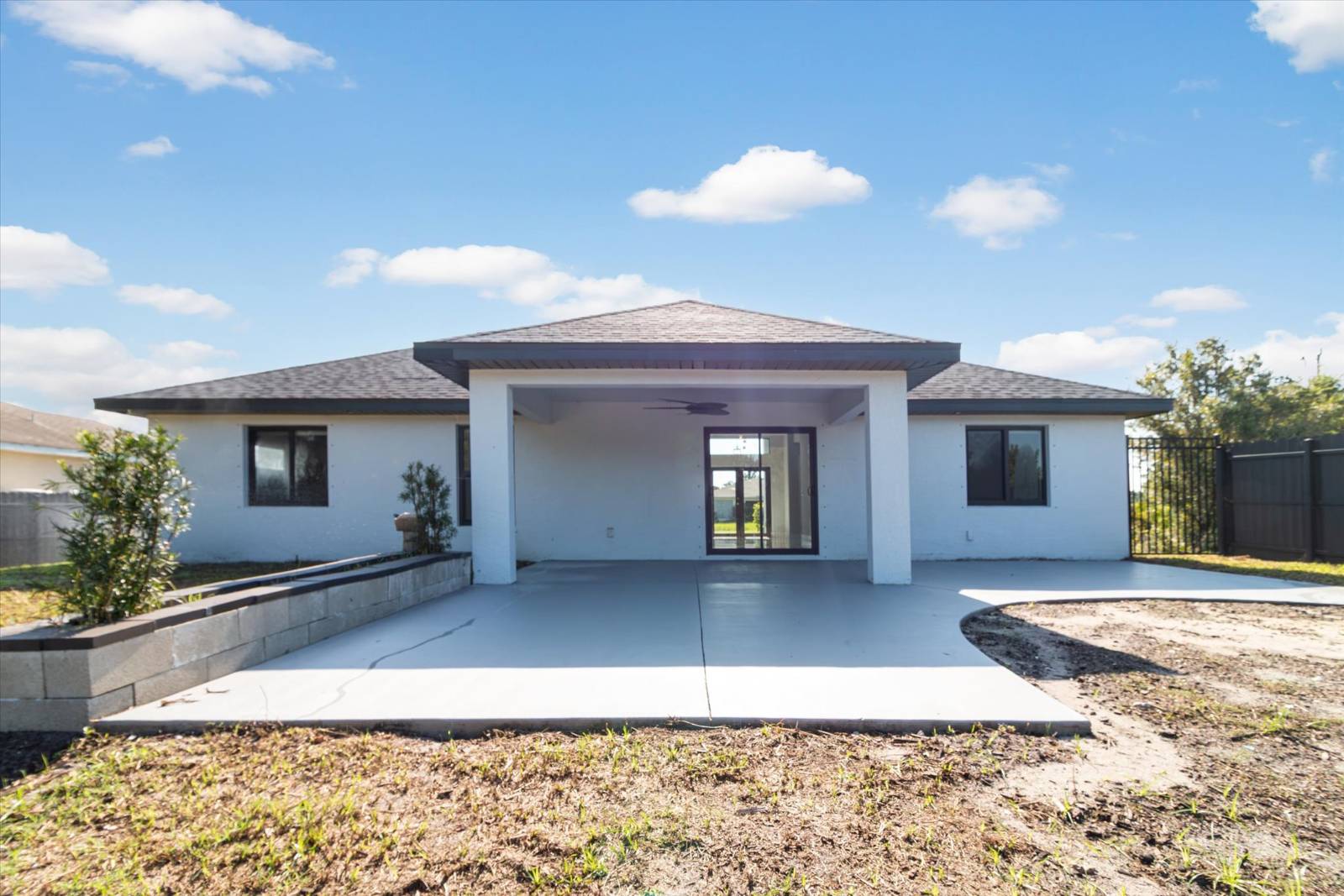 526 Wabasso S Ave, Lehigh Acres, FL 33974