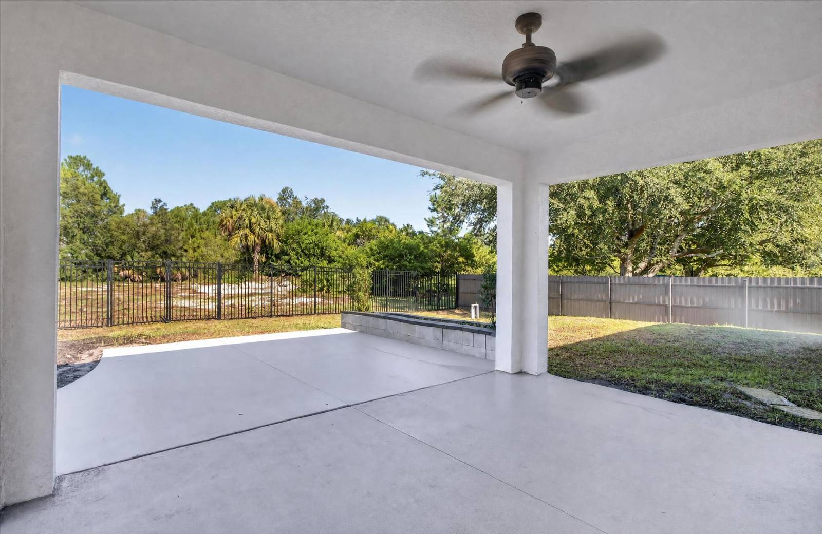 526 Wabasso S Ave, Lehigh Acres, FL 33974