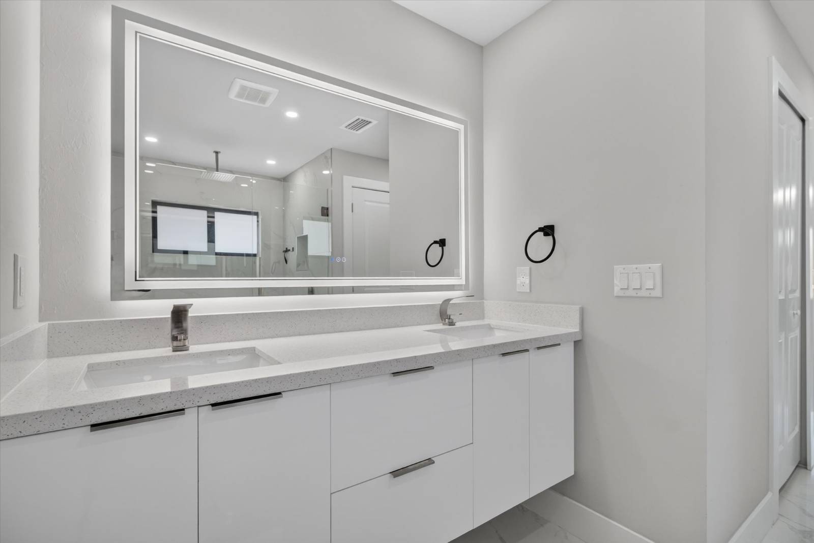 526 Wabasso S Ave, Lehigh Acres, FL 33974