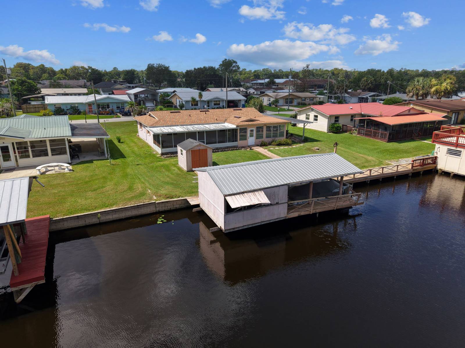 1630 Paradise Lane, Astor, FL 32102