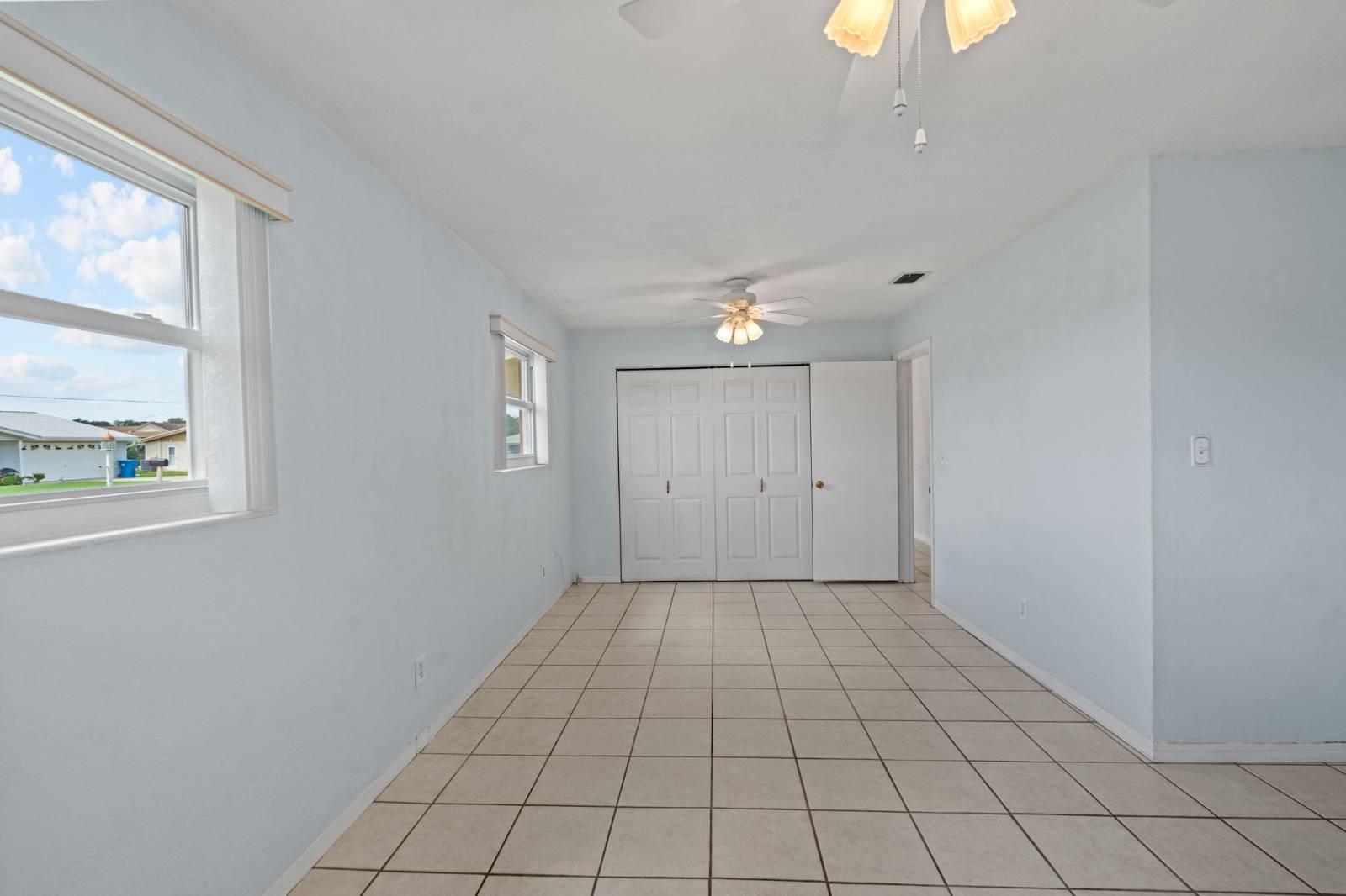 1630 Paradise Lane, Astor, FL 32102