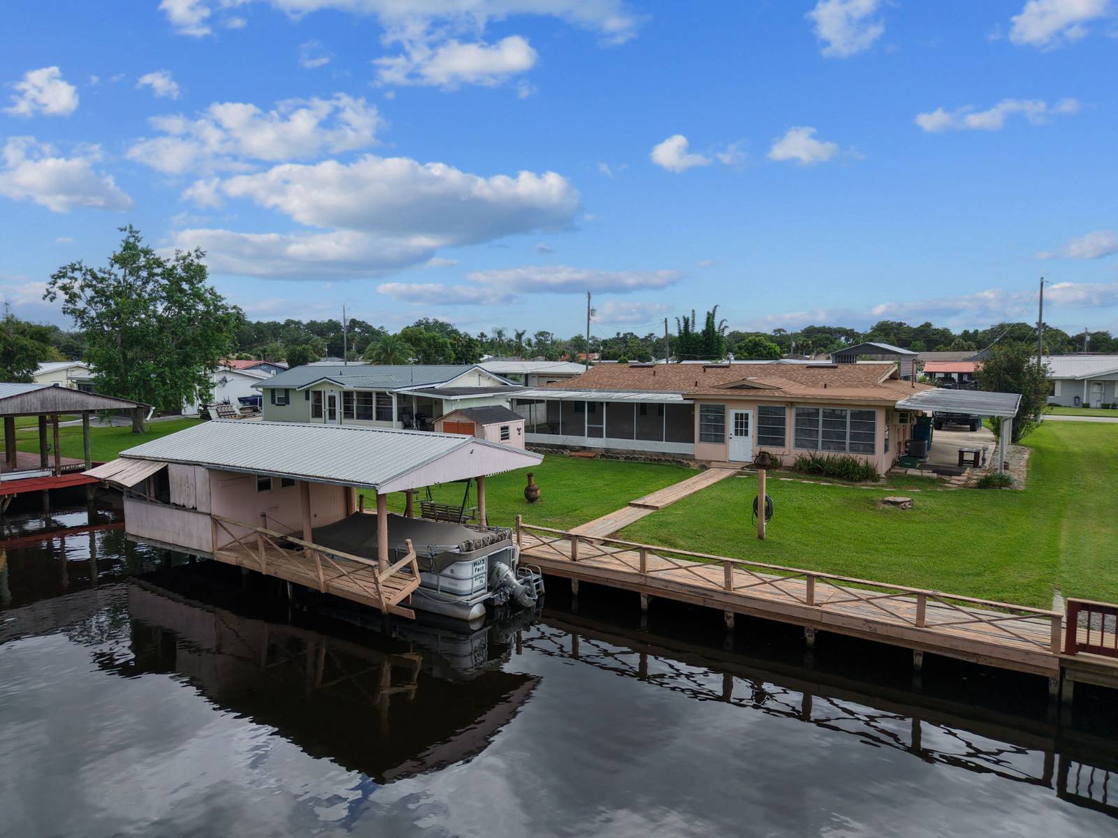 1630 Paradise Lane, Astor, FL 32102