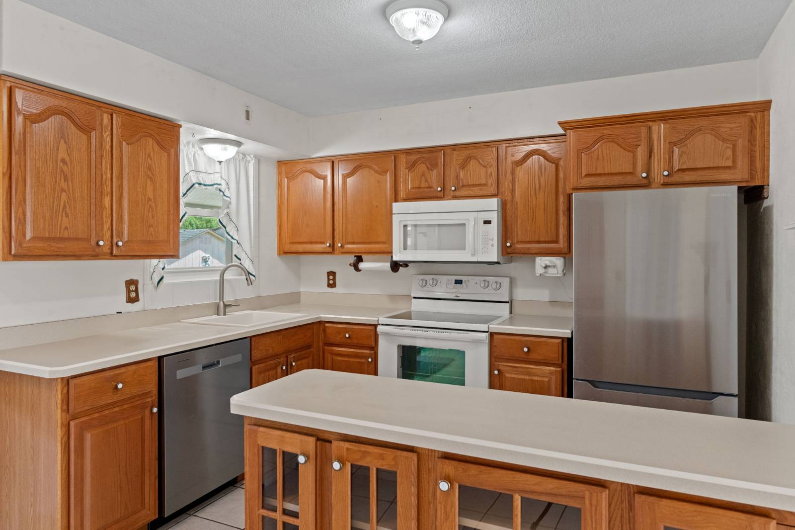 1630 Paradise Lane, Astor, FL 32102
