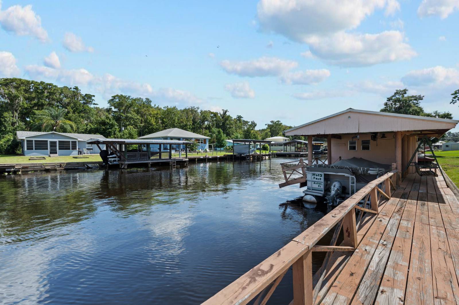 1630 Paradise Lane, Astor, FL 32102