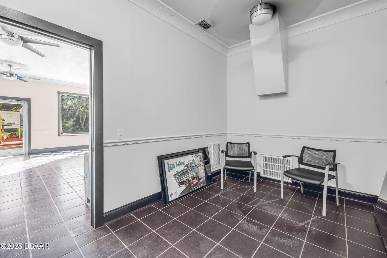 208 MAGNOLIA, New Smyrna Beach, FL 32168
