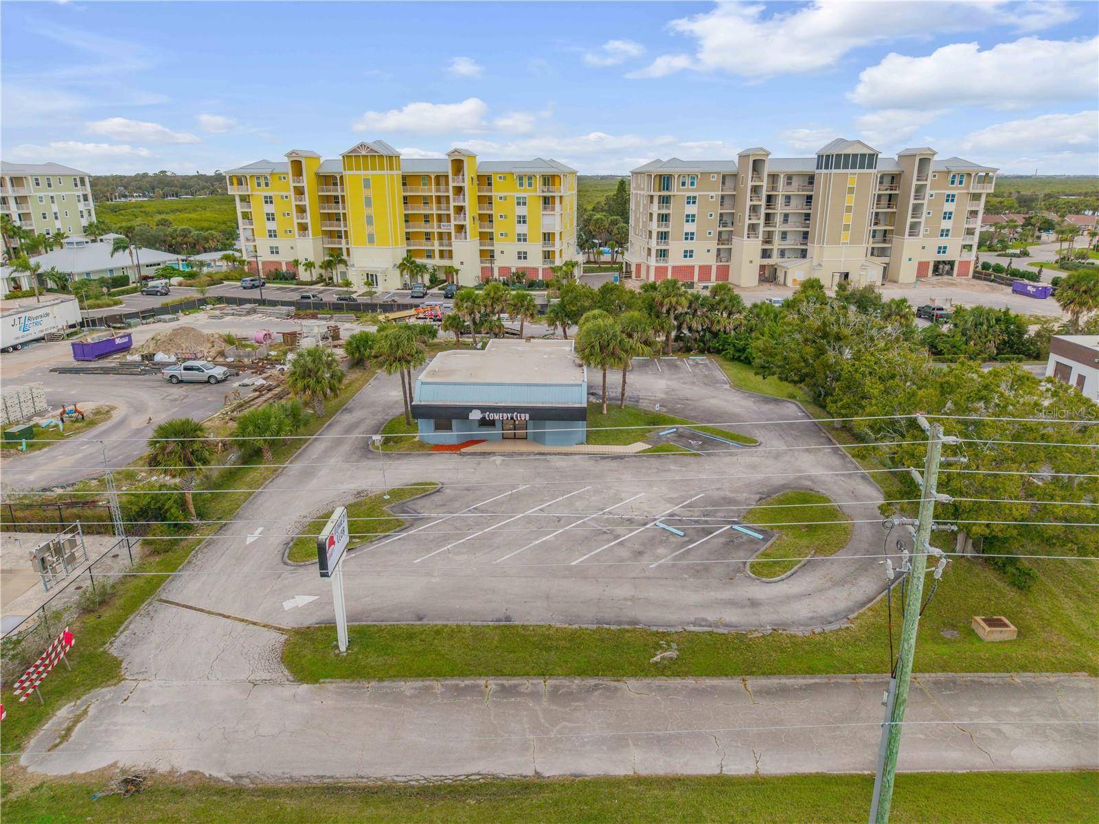 109 N Cswy, New Smyrna Beach, FL 32169