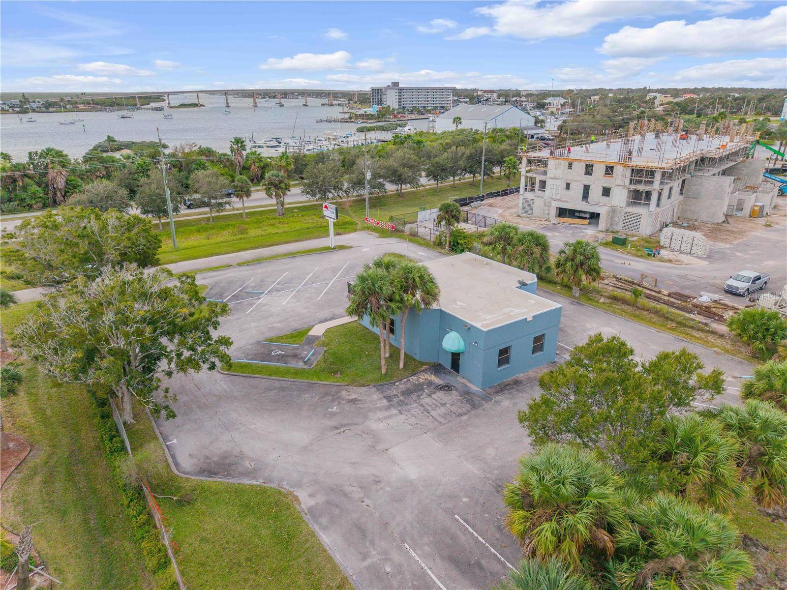 109 N Cswy, New Smyrna Beach, FL 32169
