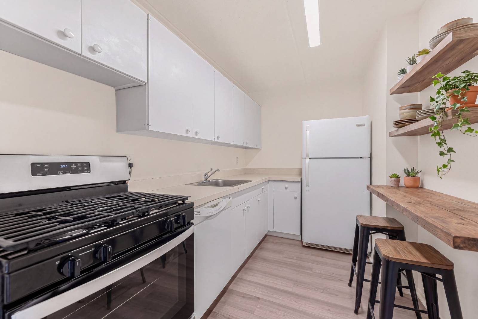 1155 Warburton Avenue, #2S