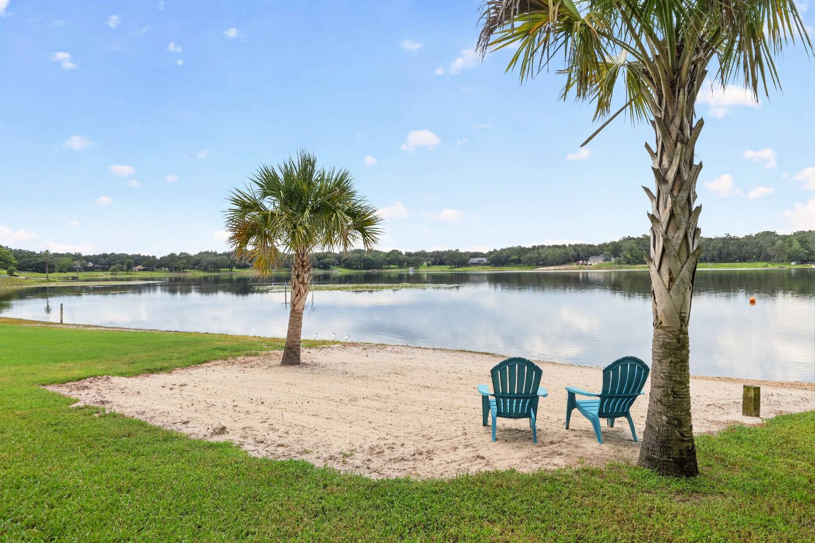 1833 Shore Line Dr, Leesburg, FL 34748