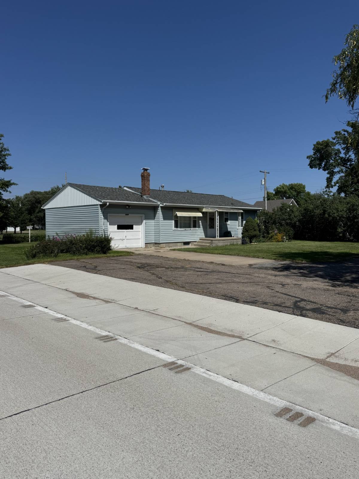 Photo 1 of 15 of home listing at 1020 North 1st Street, Oneill, NE 68763
