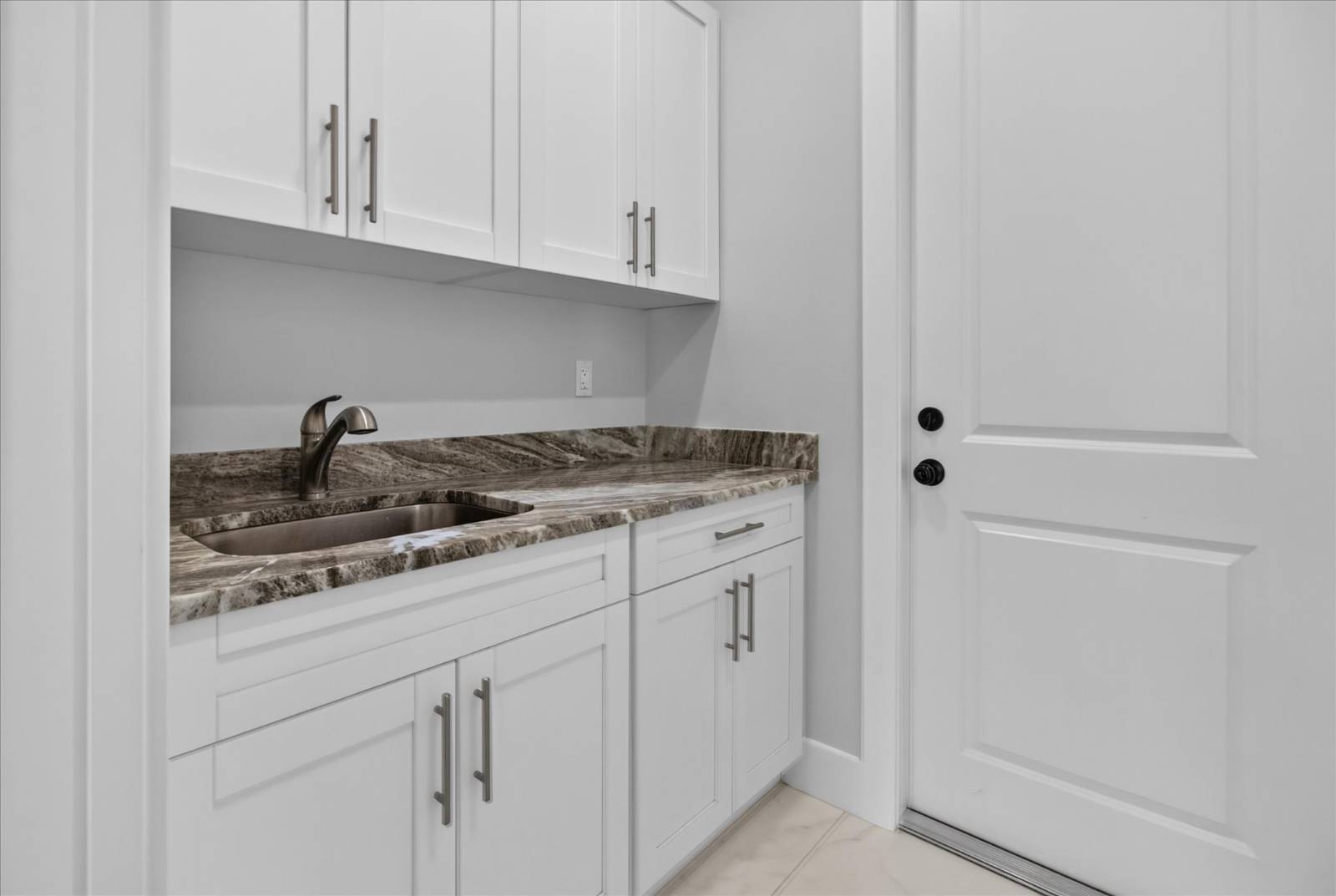 2843 14th SE Ave, Naples, FL 34117