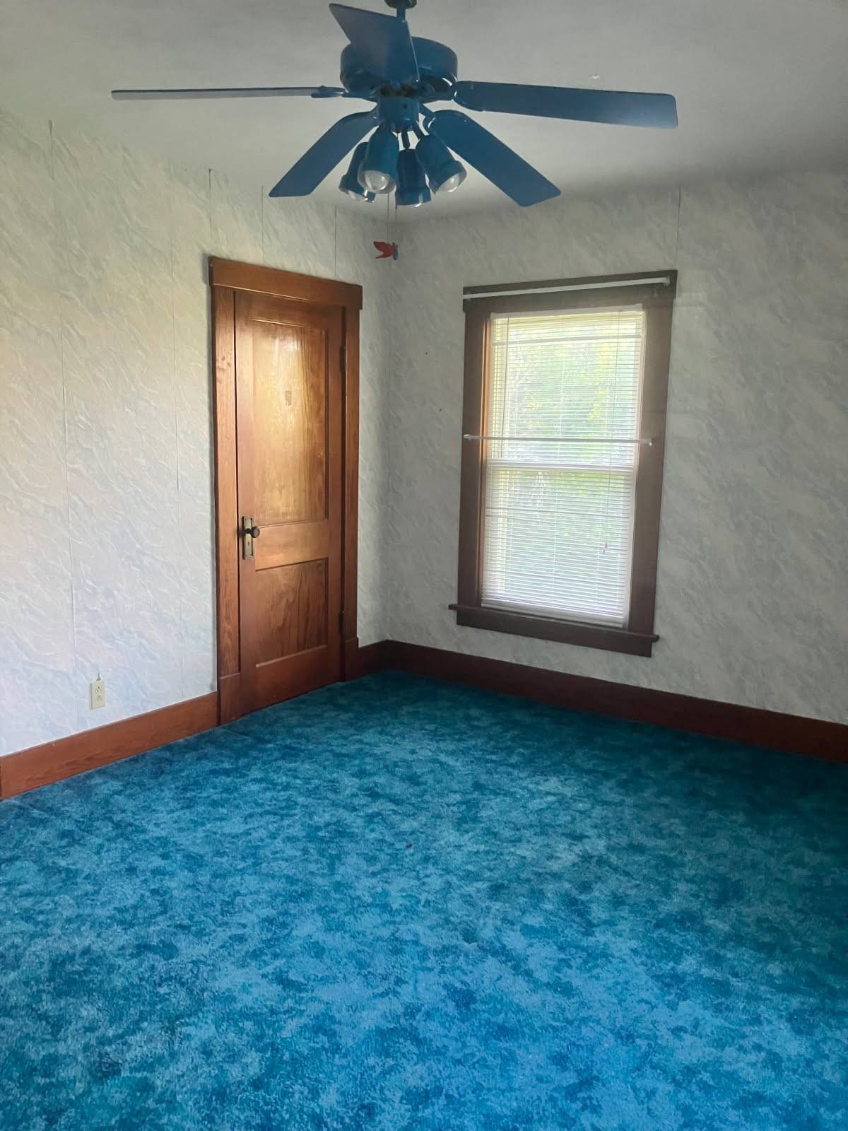 Photo 7 of 18 of home listing at 57410 861st Rd, Wayne, NE 68787