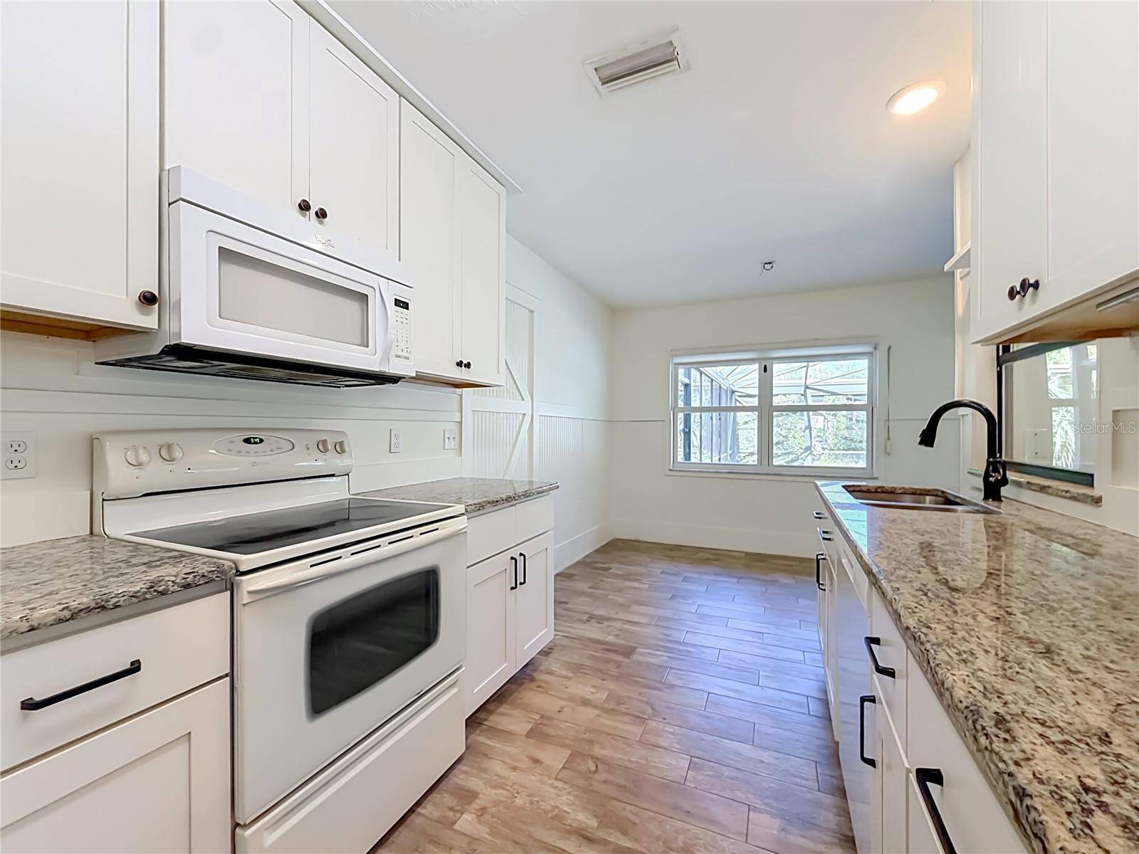 536 NW 9th Ave, Crystal River, FL 34428