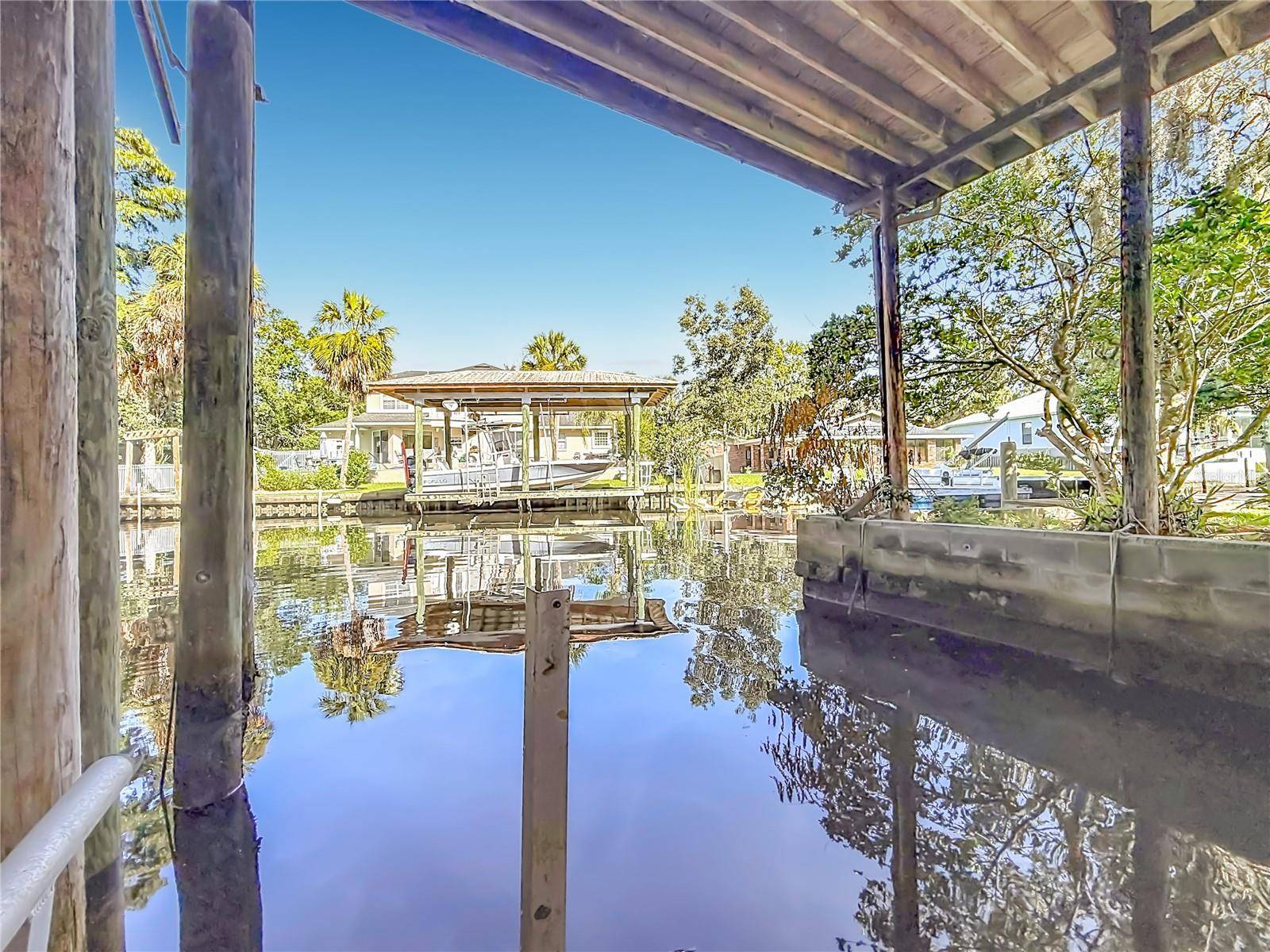 536 NW 9th Ave, Crystal River, FL 34428