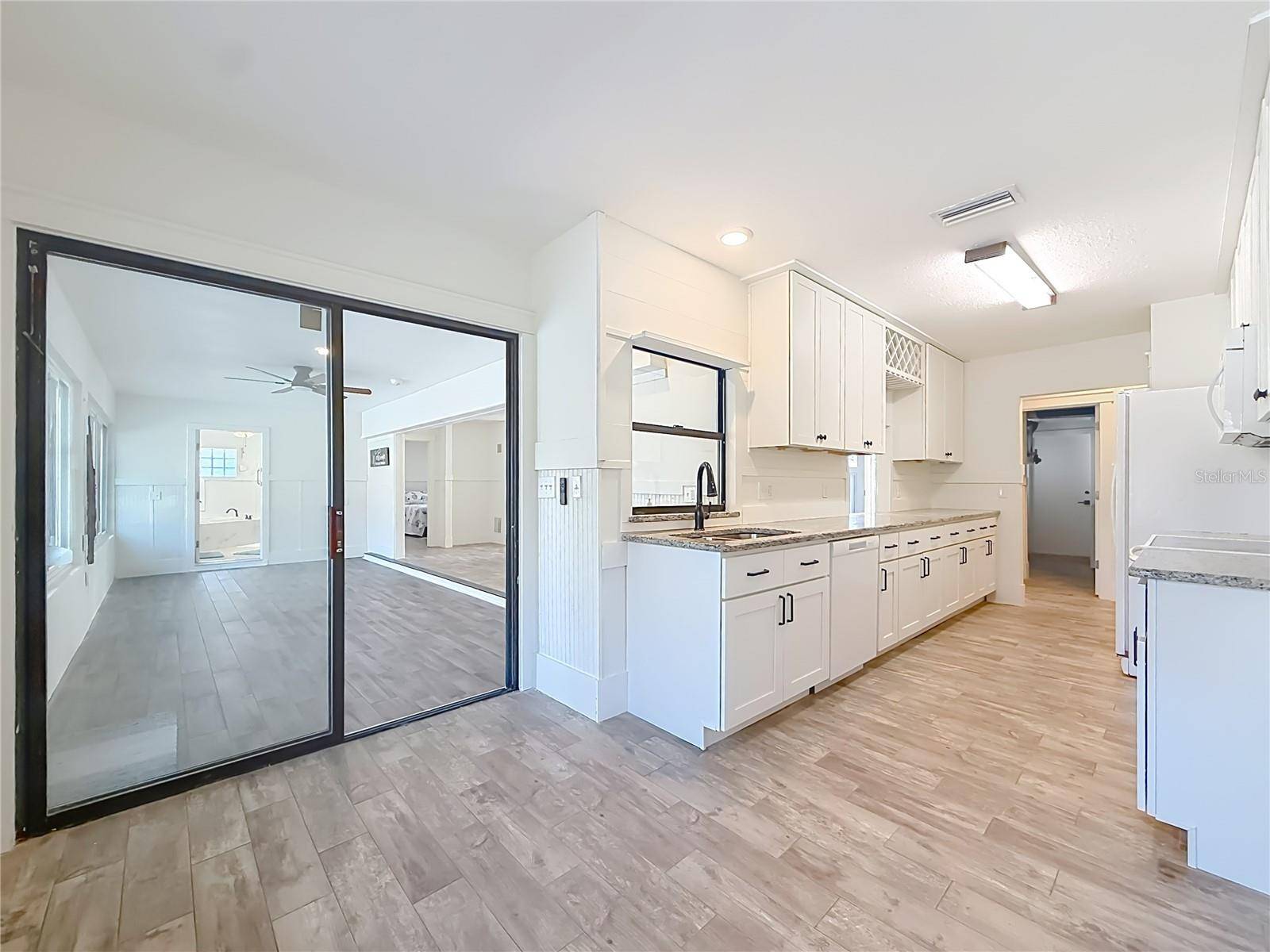 536 NW 9th Ave, Crystal River, FL 34428