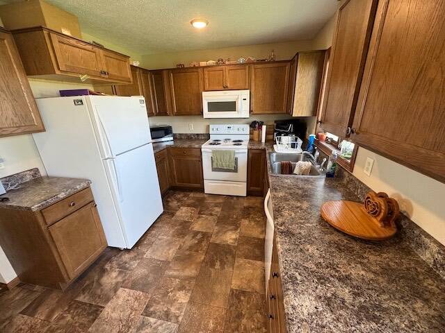 Photo 5 of 18 of home listing at 804 E. 3RD STREET, Stuart, NE 68780