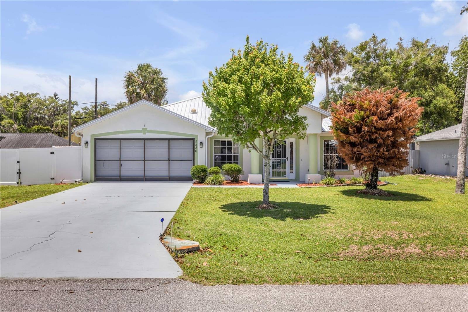 2226 Juniper Dr, Edgewater, FL 32141