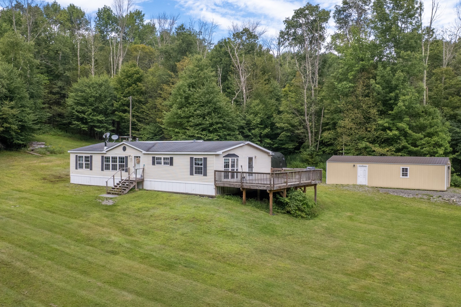 565 Ridge Rd