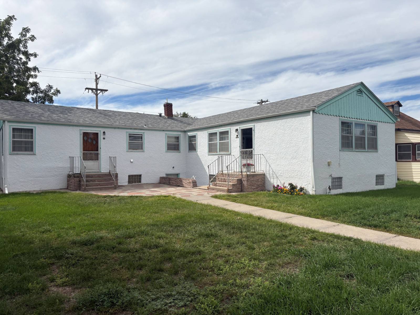 Photo 2 of 41 of home listing at 512 Black Hills, Alliance, NE 69301