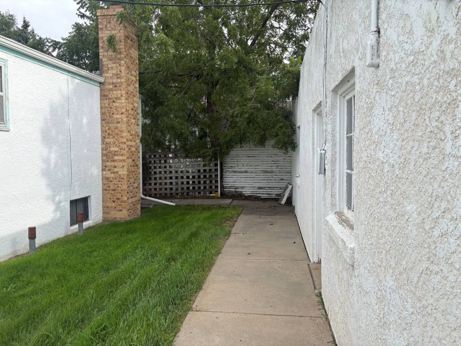 Photo 37 of 41 of home listing at 512 Black Hills, Alliance, NE 69301