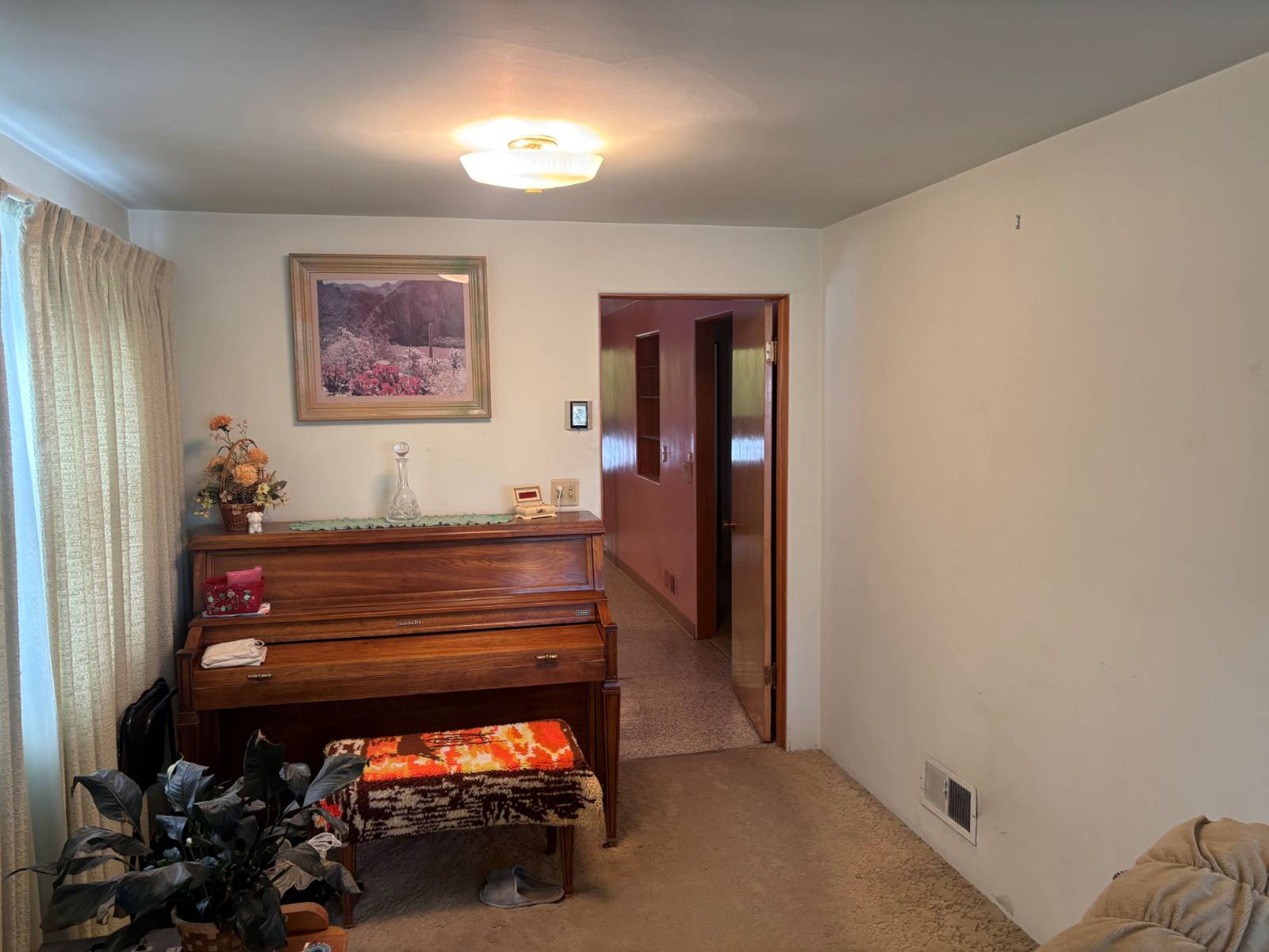 Photo 3 of 41 of home listing at 512 Black Hills, Alliance, NE 69301