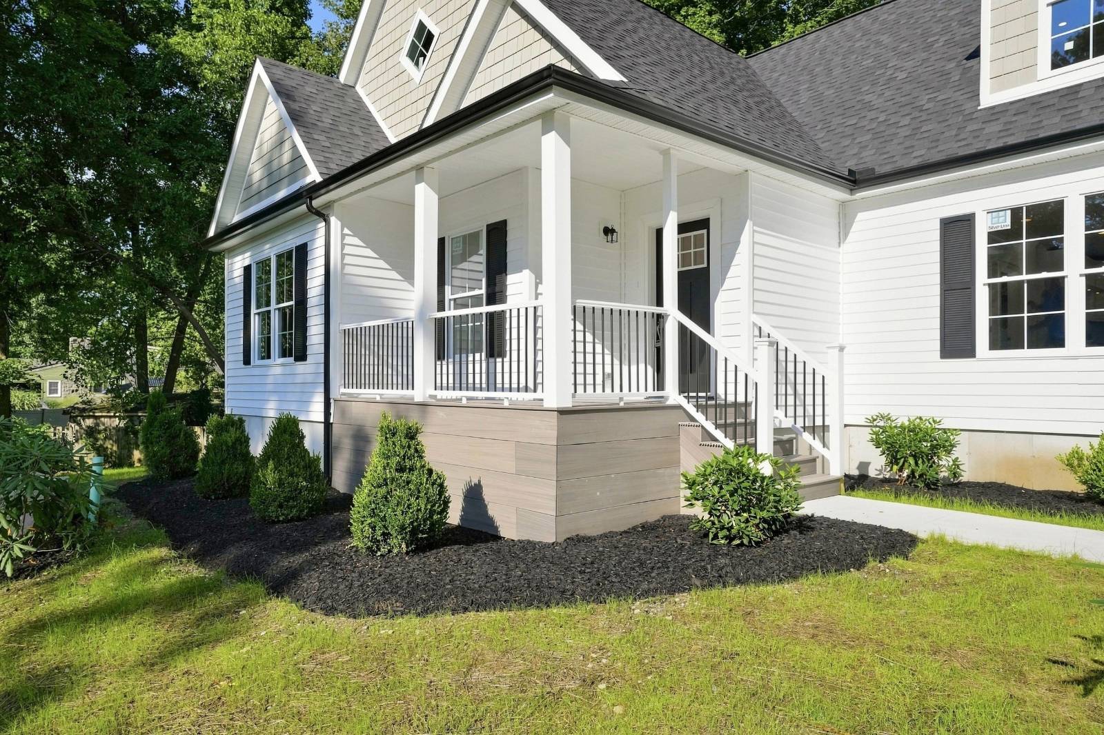34 Innis Ave