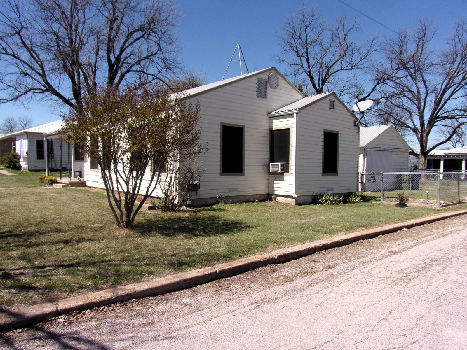 Property photo 2