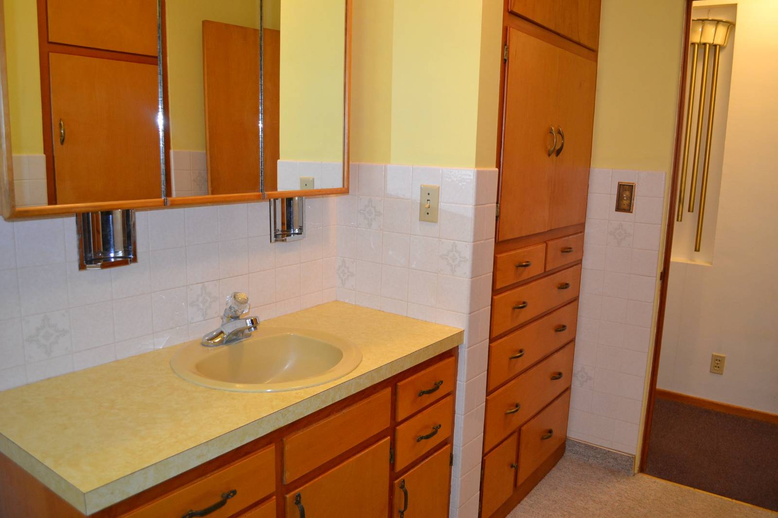 Photo 21 of 39 of home listing at 923 Platte Avenue, Alliance, NE 69301