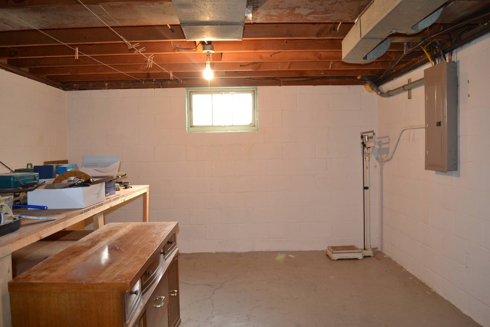 Photo 38 of 39 of home listing at 923 Platte Avenue, Alliance, NE 69301